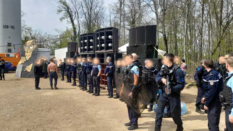 Intervention gendarmerie lors d'une free party